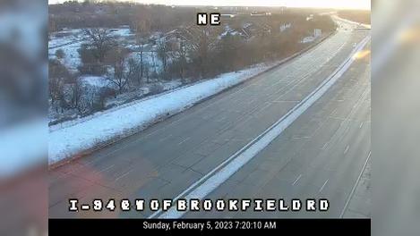 Traffic Cam King Park: I-94 at W of Brookfield Rd Player