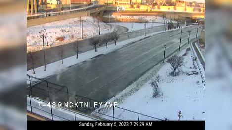 Traffic Cam Madison: I-43 at McKinley Ave Player