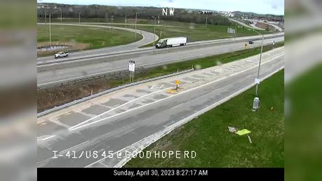 Traffic Cam West Allis: I-41/US 45 at Good Hope Rd Player