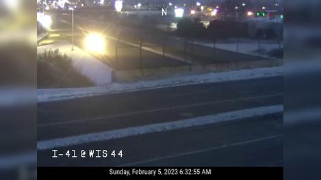Traffic Cam Madison: I-41 at WIS Player