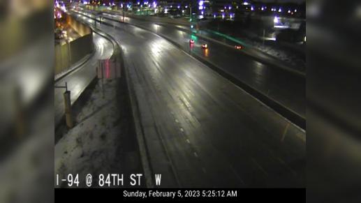 Traffic Cam New Berlin: I-94 at 84th St Player