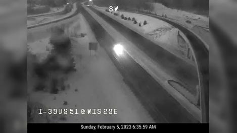 Traffic Cam Howard: I-39/US 51 at WIS 29E Player