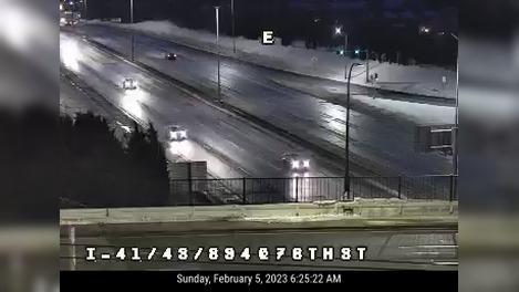 Traffic Cam West Allis: I-41/43/894 at 76th St Player