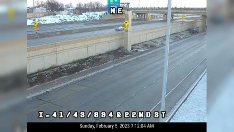 Traffic Cam Greenfield: I-41/43/894 at 22nd St EB Player