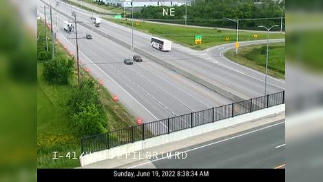 Traffic Cam Menomonee Falls: I-41/US  @ 100 Pilgrim Rd Player