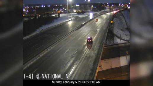 Traffic Cam Park Place: I-41/894/US 45 at National Ave Player