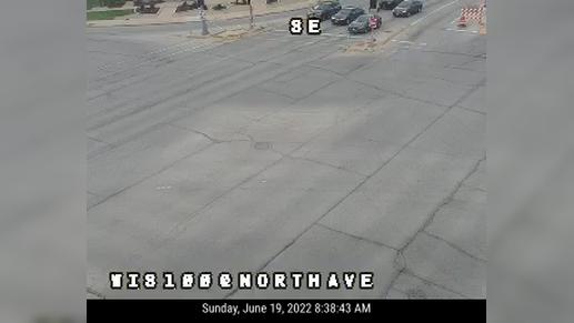 Traffic Cam Wauwatosa: WIS  @ North Ave Player
