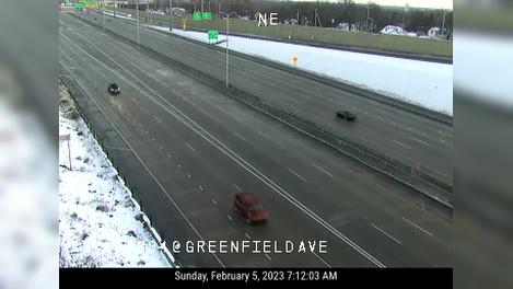 Traffic Cam Timmerman West: I-41/894/US 45 at Greenfield Ave Player
