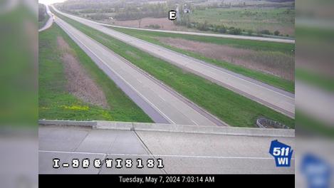 Traffic Cam Tomah: I-90 at WIS 131 Player