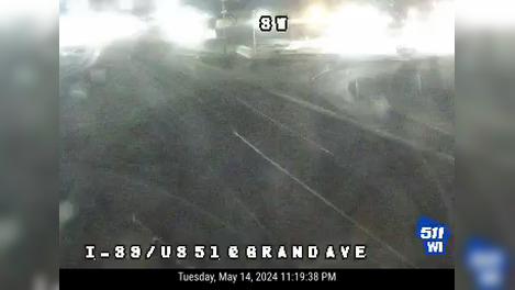 Traffic Cam Rib Mountain: I-39/US 51 at Grand Ave Player