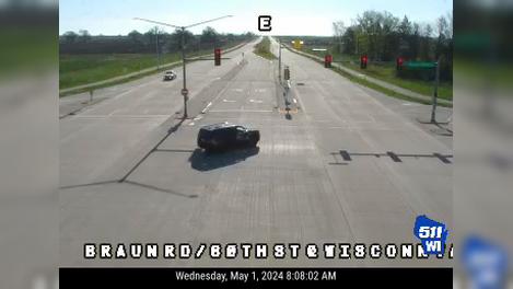 West De Pere: Braun Rd/60th St at Wisconn Valley Way Traffic Camera