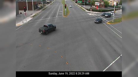 Traffic Cam West Allis: WIS  @ National Ave Player